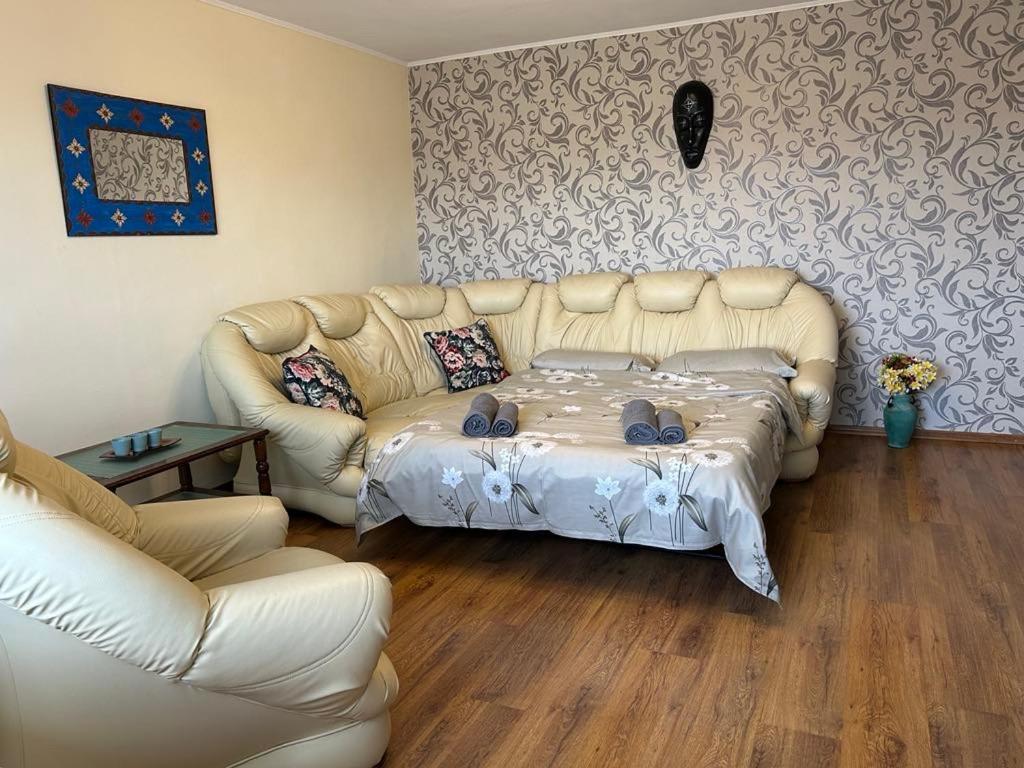 Harmony Luisa Apartment #Enjoy#Otopeni# 外观 照片